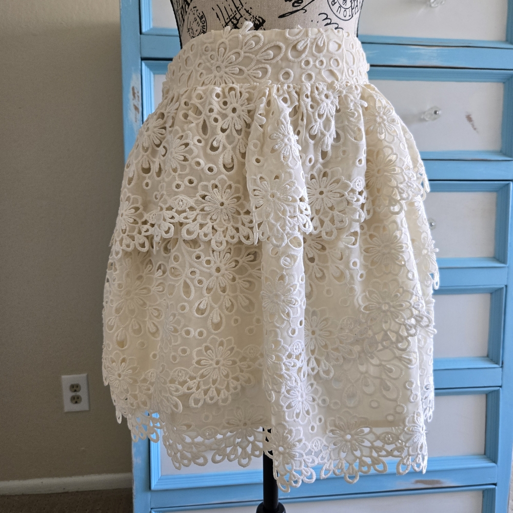 INC International Concepts Cream Floral Lace Mini Skirt